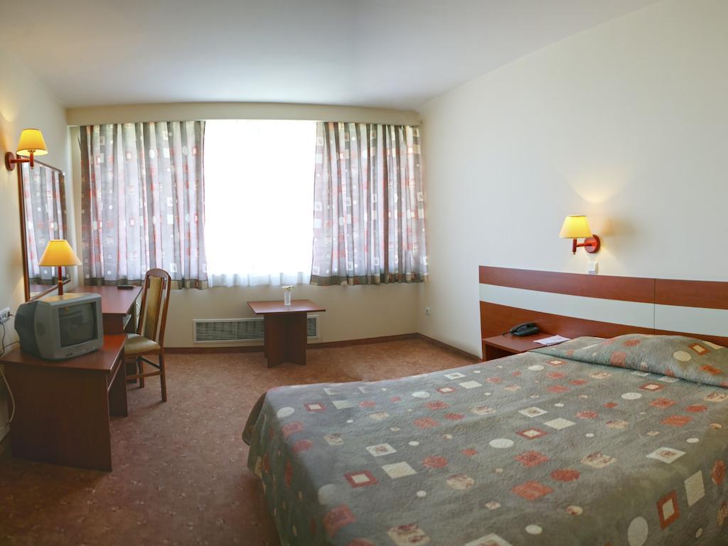 Hotel Bulgaria Dobrich Habitación foto