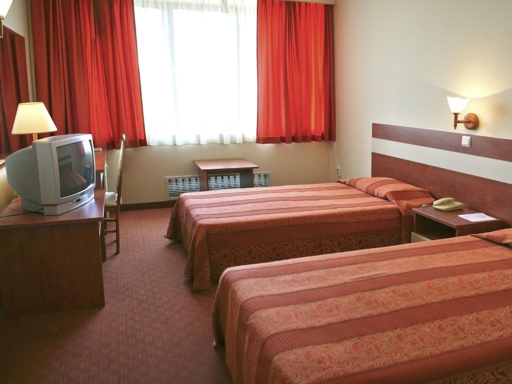 Hotel Bulgaria Dobrich Habitación foto